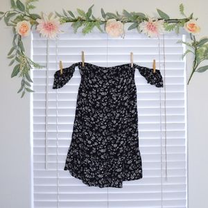 Mossimo – Floral Print Off-The-Shoulder Dress